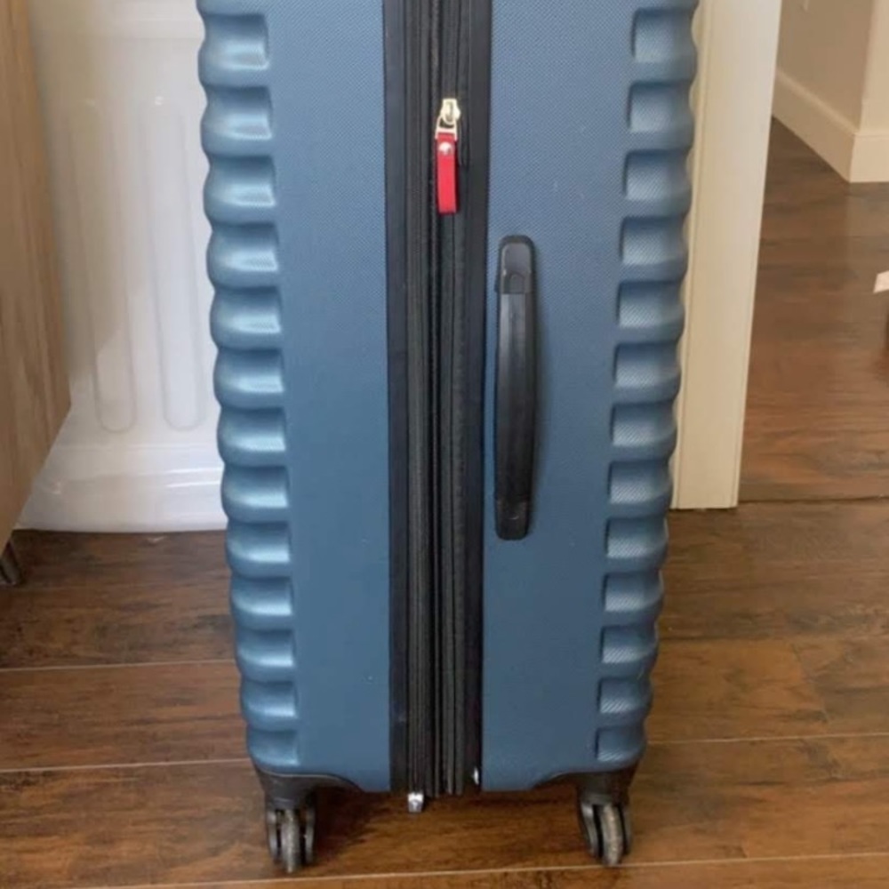 Ricardo Hard-Shell, Large Check In Bag - Picture 3 of 3